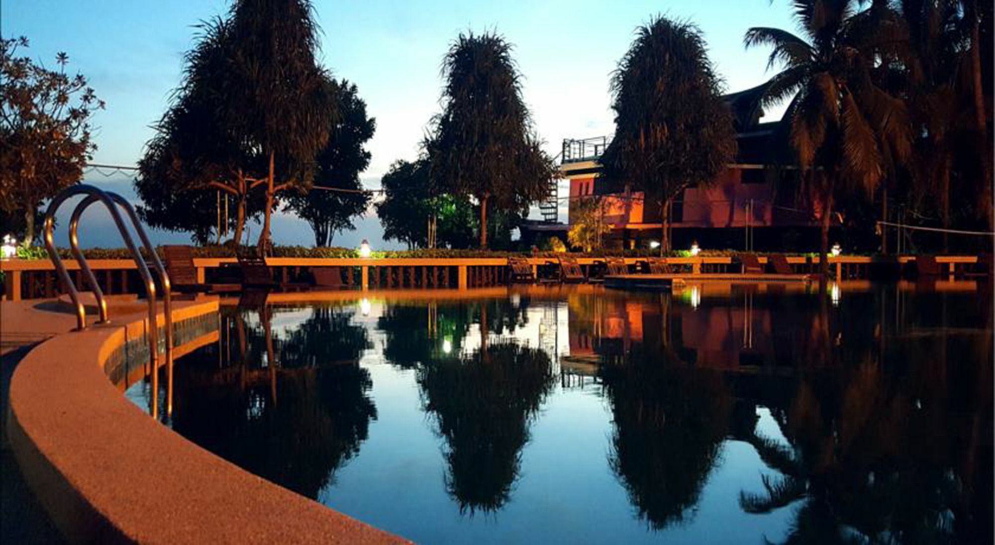 Jungle Gym Hotel Haad Rin Ngoại thất bức ảnh